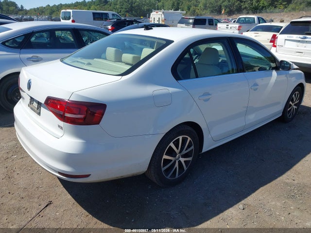 2017 VOLKSWAGEN JETTA 1.4T SE 4