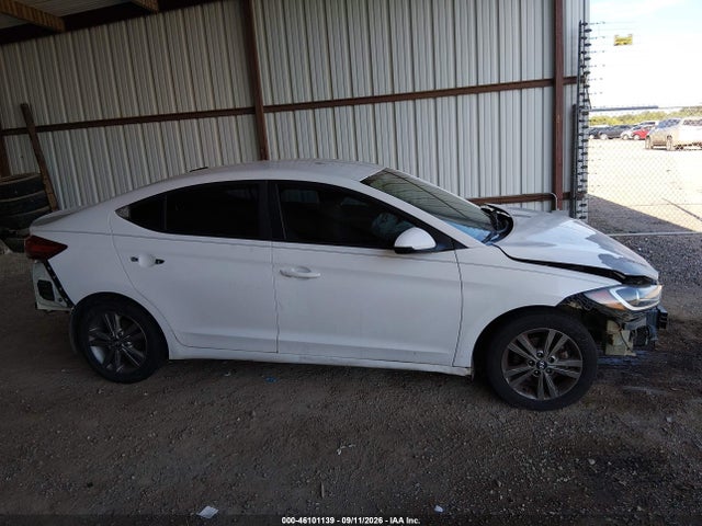 2017 HYUNDAI ELANTRA SE 12