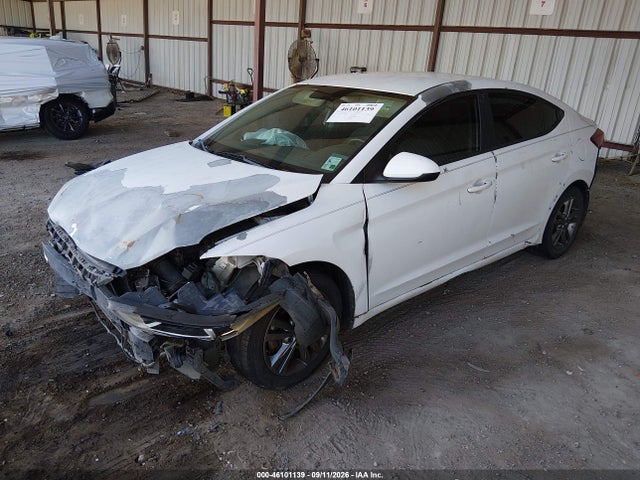 2017 HYUNDAI ELANTRA SE 2