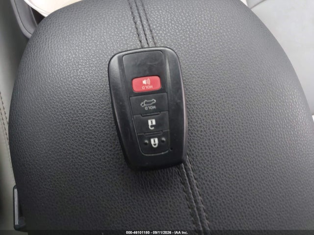 2021 TOYOTA RAV4 XLE PREMIUM 11