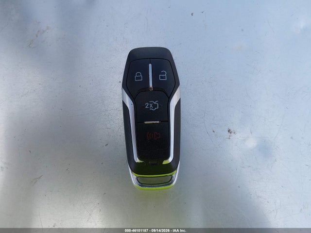 2017 FORD FUSION SE 11