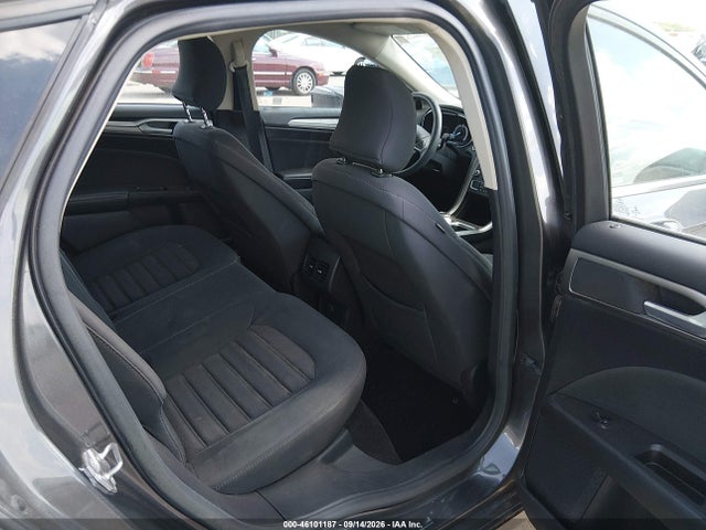 2017 FORD FUSION SE 8