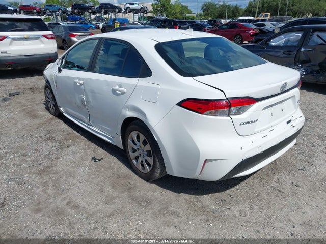 2021 TOYOTA COROLLA LE 3