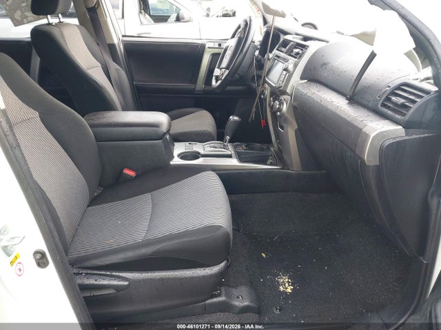 2017 TOYOTA 4RUNNER SR5 5