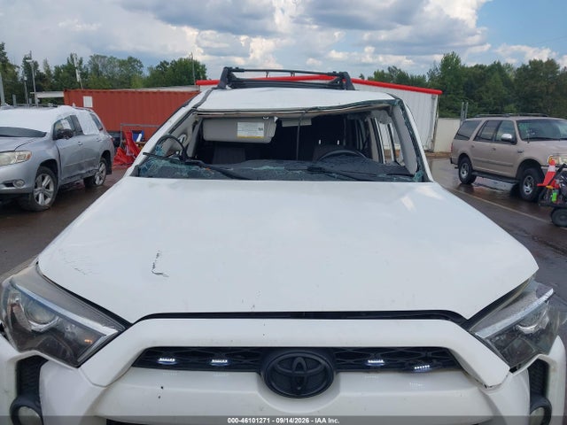 2017 TOYOTA 4RUNNER SR5 6