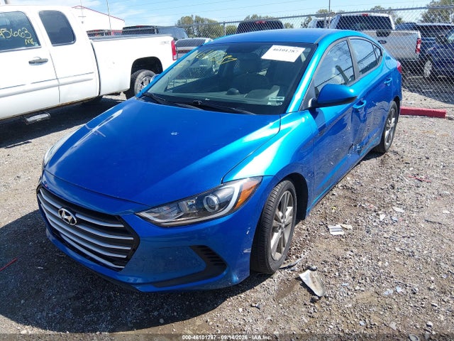 2017 HYUNDAI ELANTRA SE 2