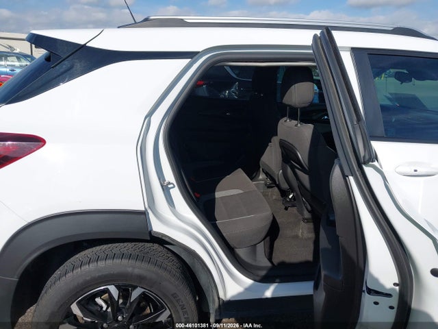 2022 CHEVROLET TRAILBLAZER AWD LT 8