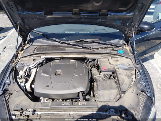 2021 VOLVO S60 T5 MOMENTUM 10