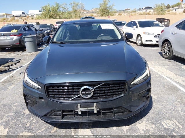2021 VOLVO S60 T5 MOMENTUM 13