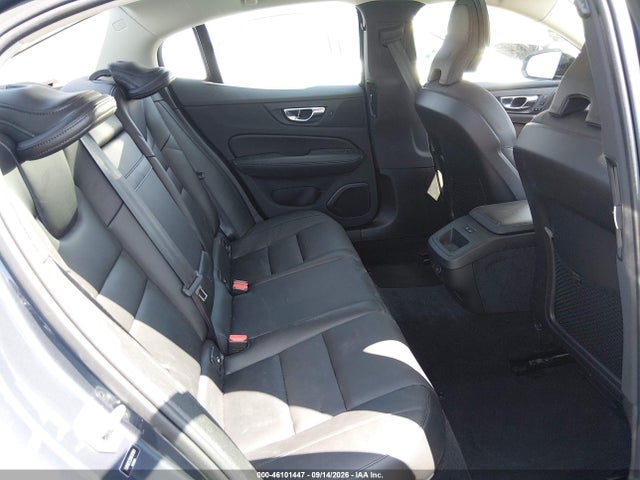 2021 VOLVO S60 T5 MOMENTUM 8