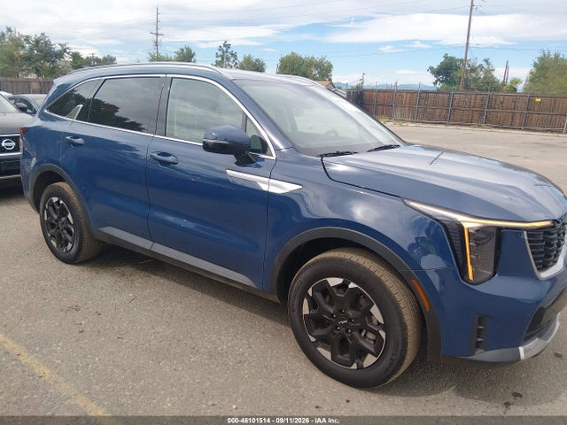 2025 KIA SORENTO S 13