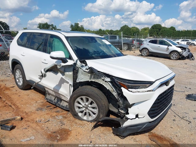 2024 TOYOTA GRAND HIGH XLE