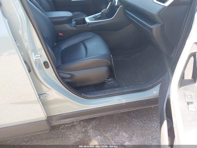 2023 TOYOTA RAV4 HYBRID XLE PREMIUM 5
