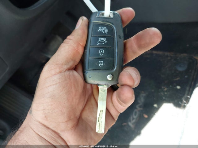 2018 HYUNDAI KONA SE 11