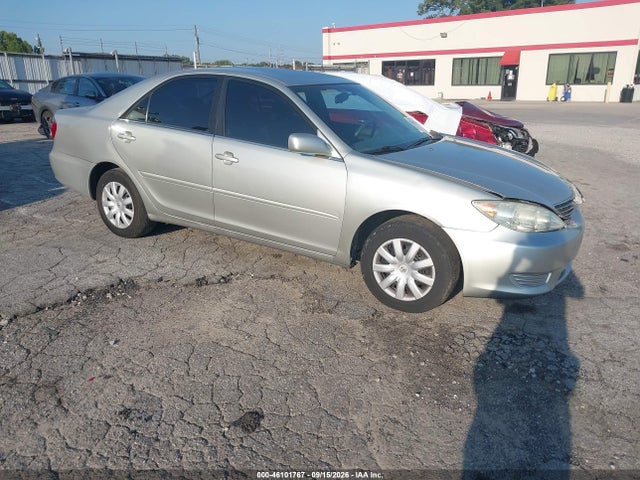 2005 TOYOTA CAMRY LE