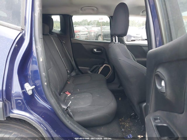2017 JEEP RENEGADE SPORT FWD 8