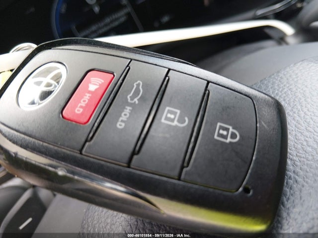 2026 TOYOTA CAMRY SE 11