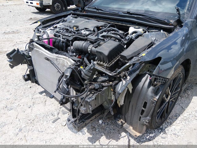 2026 TOYOTA CAMRY SE 6