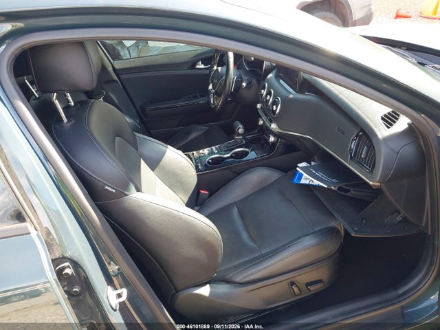 2022 KIA STINGER GT-LINE 5