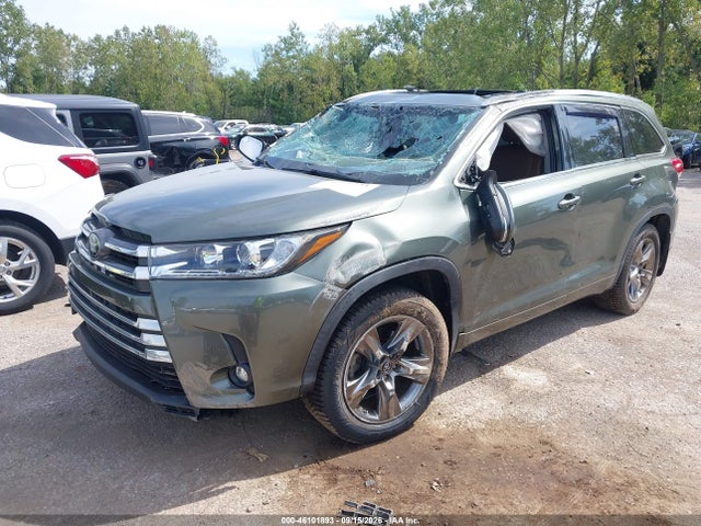 2019 TOYOTA HIGHLANDER LIMITED PLATINUM 2