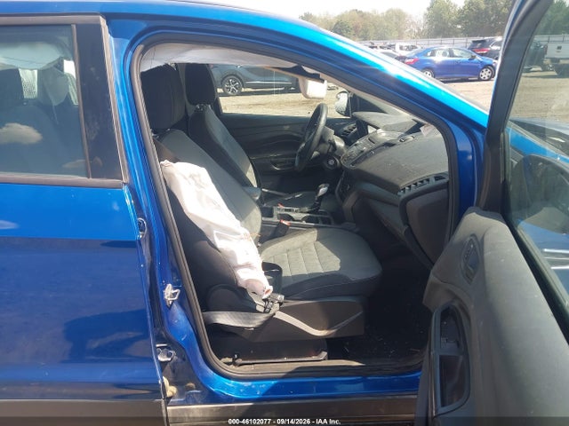 2017 FORD ESCAPE S 5