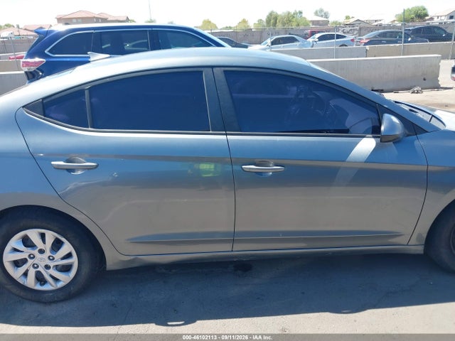 2017 HYUNDAI ELANTRA SE 13