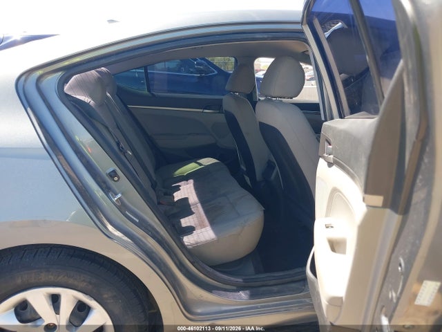 2017 HYUNDAI ELANTRA SE 8