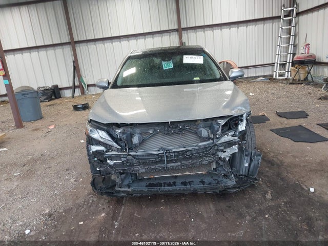 2018 TOYOTA CAMRY XSE 13