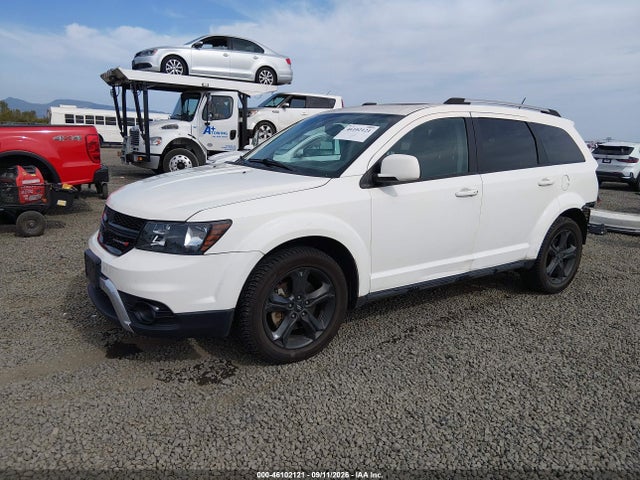 2018 DODGE JOURNEY CROSSROAD AWD 2