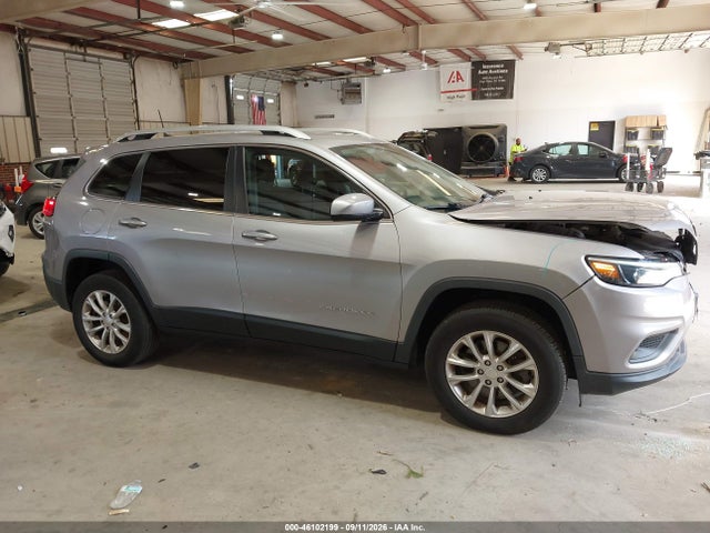 2019 JEEP CHEROKEE LATITUDE 4X4 13
