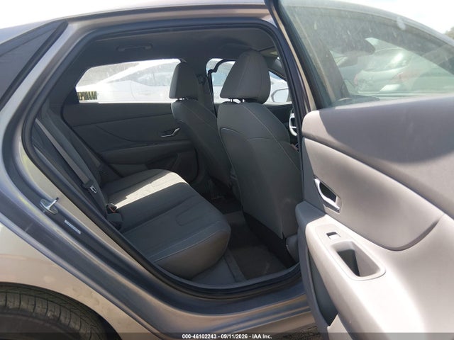 2023 HYUNDAI ELANTRA SEL 8