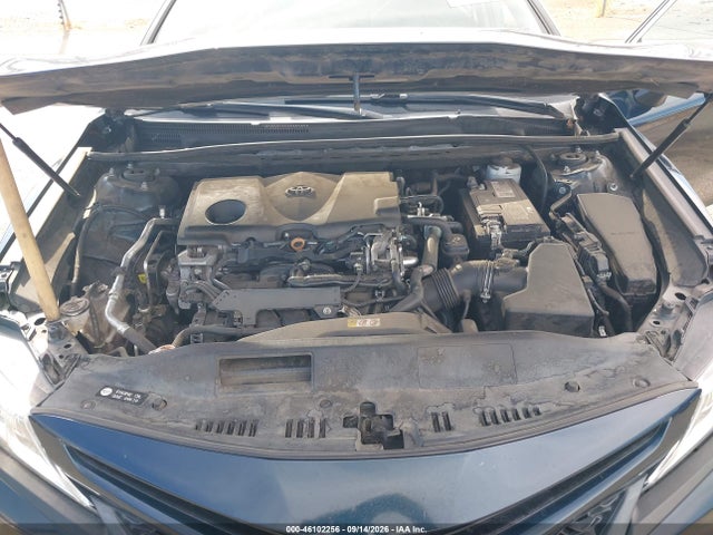 2019 TOYOTA CAMRY SE 10