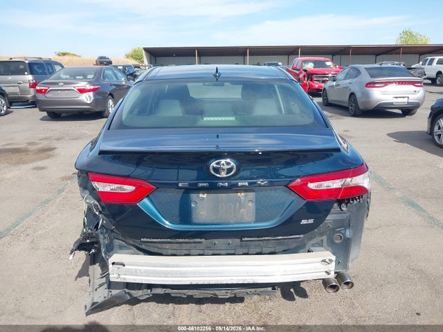 2019 TOYOTA CAMRY SE 16