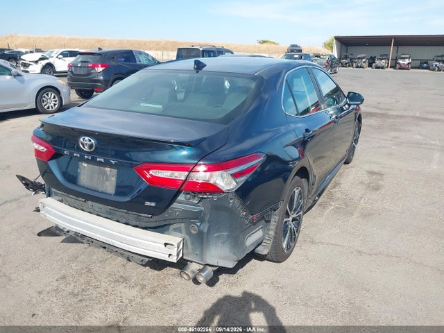 2019 TOYOTA CAMRY SE 4