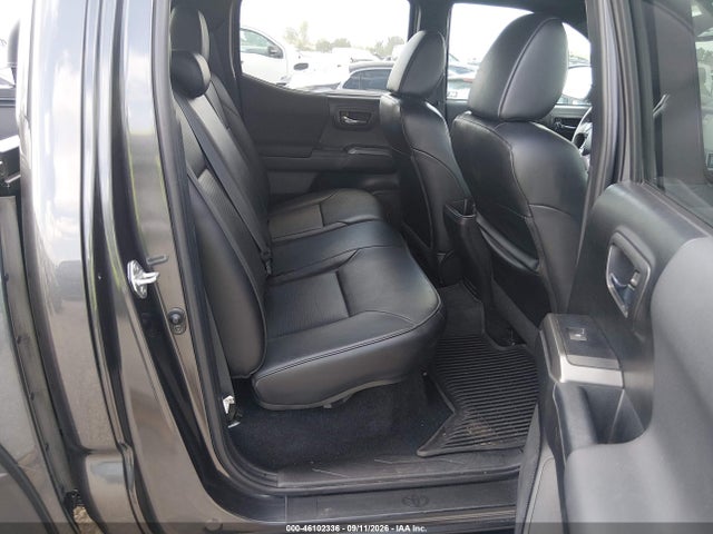 2023 TOYOTA TACOMA TRD SPORT 8