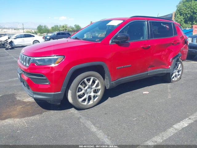 2023 JEEP COMPASS LATITUDE LUX FWD 2