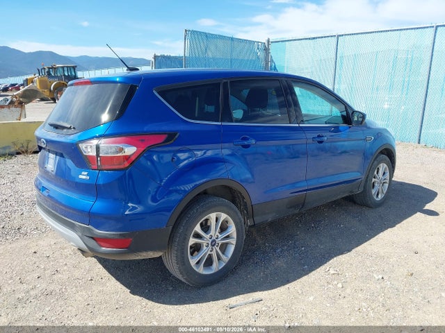 2017 FORD ESCAPE SE 4