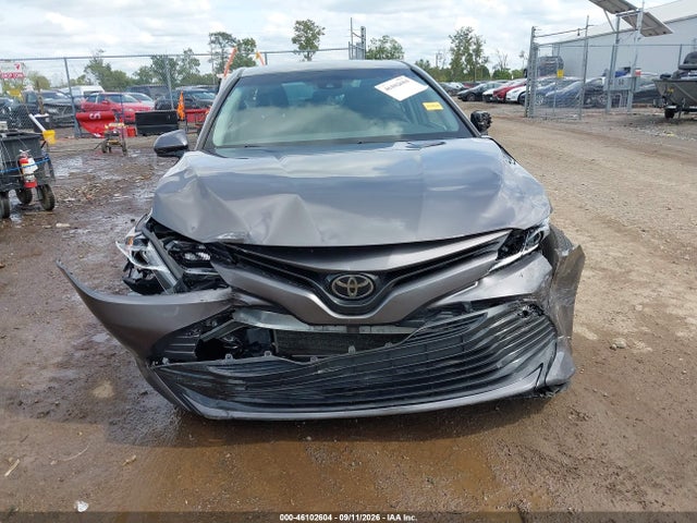 2018 TOYOTA CAMRY LE 12