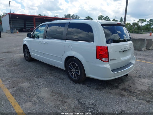 2017 DODGE GRAND CARAVAN SXT 3