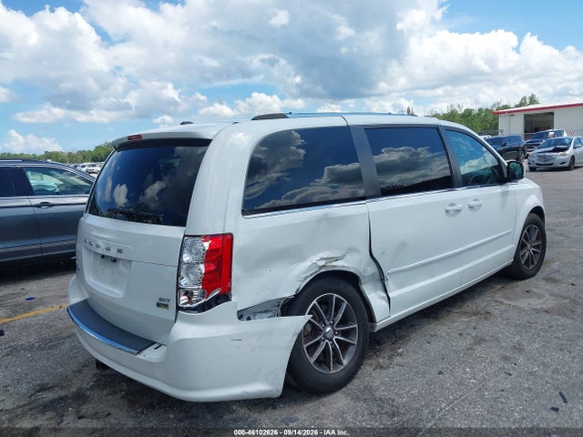 2017 DODGE GRAND CARAVAN SXT 6