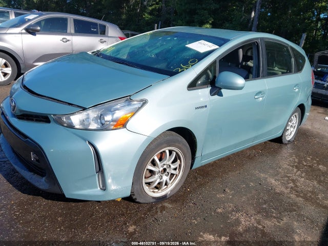 2017 TOYOTA PRIUS V THREE 2