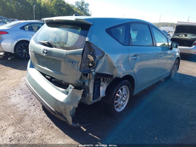 2017 TOYOTA PRIUS V THREE 4