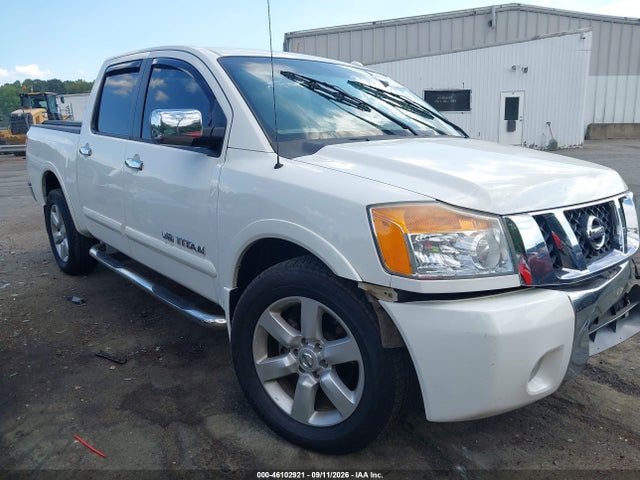 2010 NISSAN TITAN LE