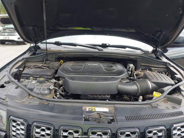 2017 JEEP GRAND CHEROKEE ALTITUDE 4X2 10