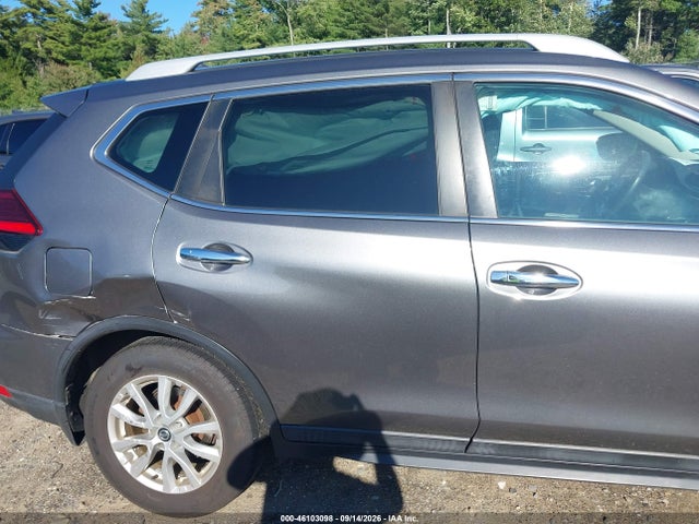 2017 NISSAN ROGUE SV 18