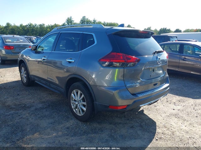 2017 NISSAN ROGUE SV 3