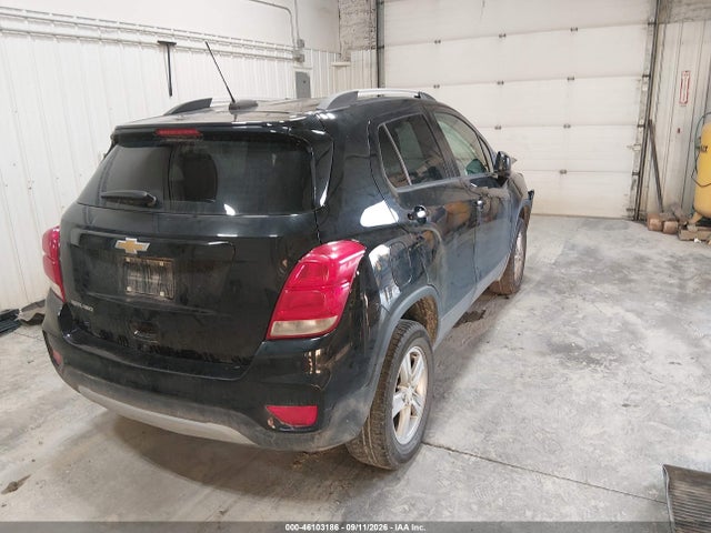 2021 CHEVROLET TRAX AWD LT 4