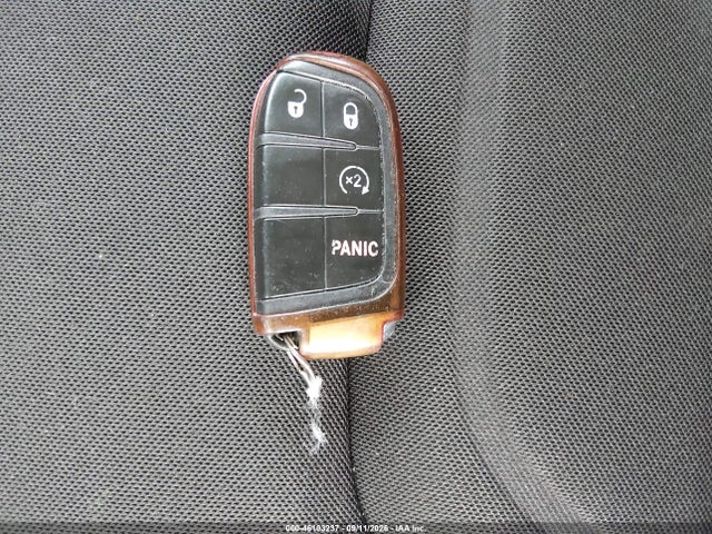 2019 JEEP RENEGADE LATITUDE FWD 11