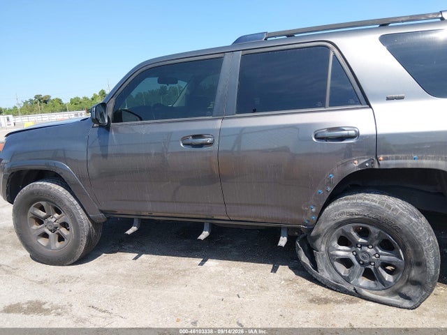 2019 TOYOTA 4RUNNER SR5 14