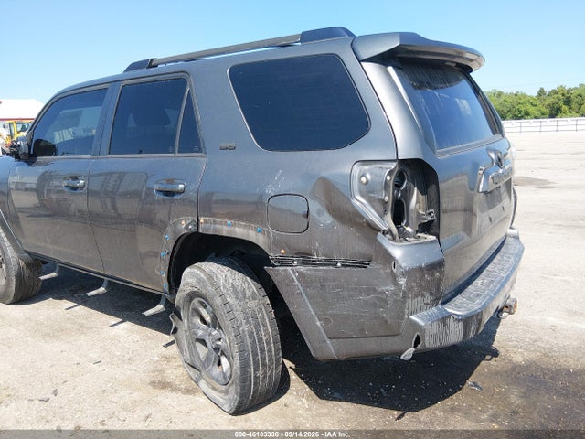 2019 TOYOTA 4RUNNER SR5 6